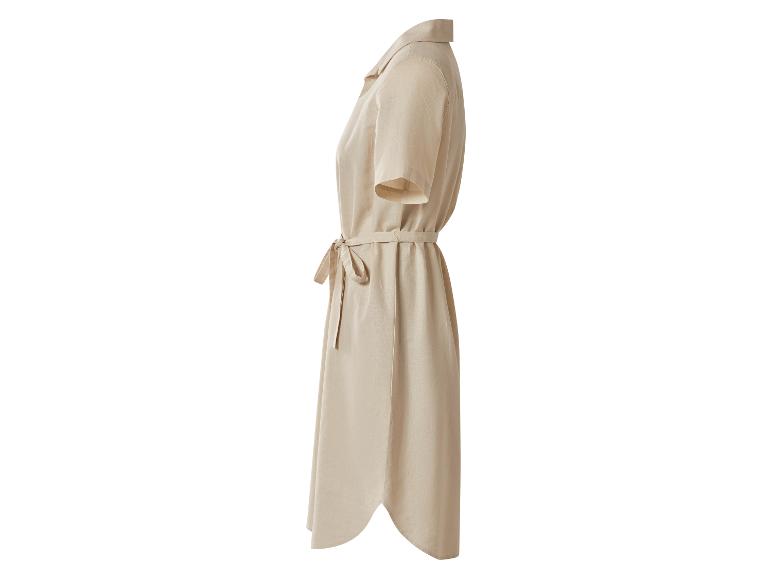 Beige overhemdjurk met korte mouwen en strikceintuur, zijaanzicht.