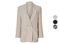 Beige blazer met dubbele knoopsluiting.