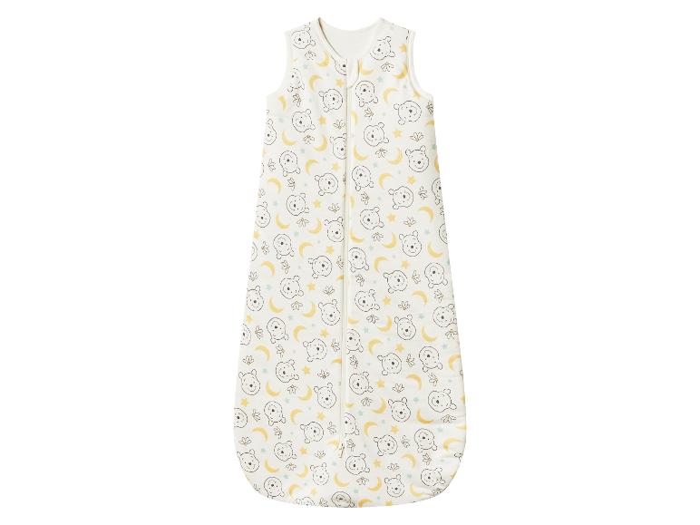 Babyslaapzak met Winnie de Poeh, manen en sterrenpatroon.