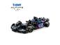 BWT Alpine F1 Team raceauto, een zwart bouwmodel met roze en blauwe accenten.
