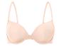 Een beige bh met gladde cups en brede bandjes.