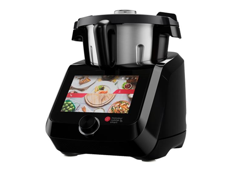 Een Monsieur Cuisine Smart multifunctionele keukenmachine met een touchscreen.