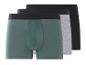 Drie boxershorts: groen, grijs en zwart.
