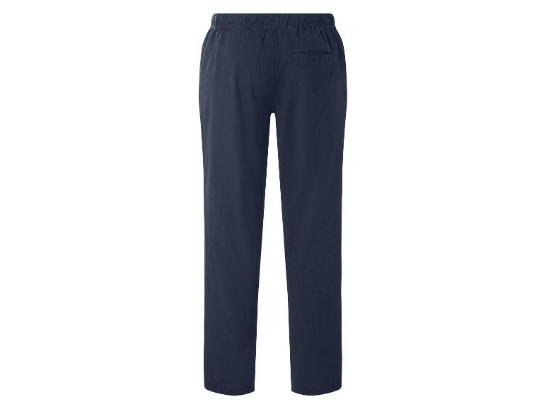 Donkerblauwe casual herenbroek met elastische tailleband en achterzak.