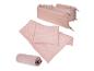 Roze babybeddengoedset met bedomrander en deken.