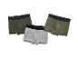 Drie heren boxershorts in grijs, olijfgroen en donkergroen.