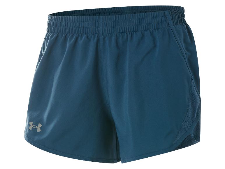 Blauwe sportshorts met elastische tailleband en logo op de linkerpijp.