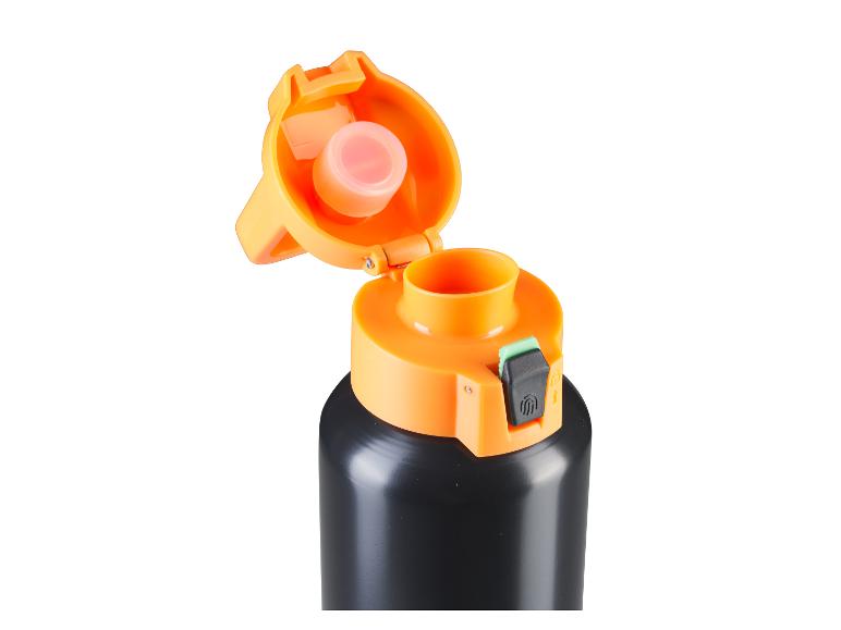 Zwarte waterfles met open oranje deksel en vergrendelingsmechanisme