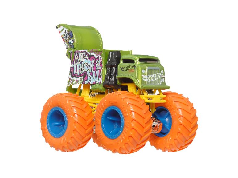 Groene Hot Wheels monstertruck met oranje banden en blauwe velgen.