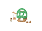 Eekhoornfiguur met boomhut speelset, inclusief schommel, tafel en stoel.