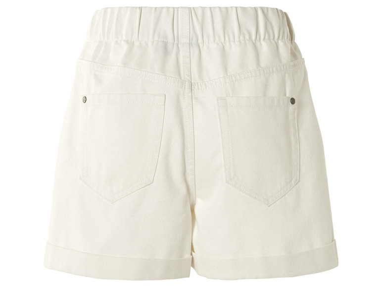 Witte denim shorts met oprolranden.