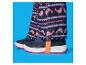 Winterbroek met roze vogelprint en zwarte laarzen met witte en roze zool.
