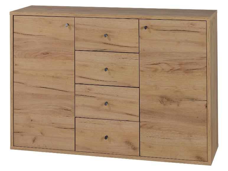 Licht houten dressoir met twee deuren en vijf lades.