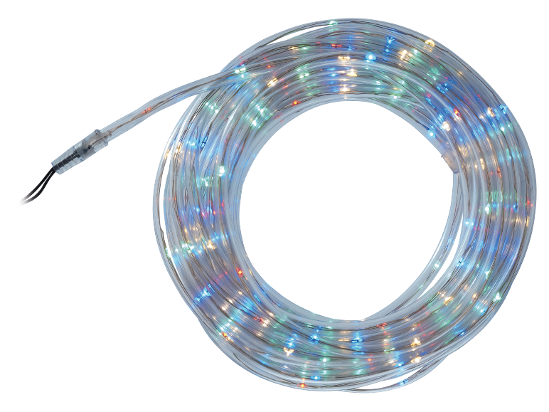 Veelkleurige LED-lichtslang opgerold in een cirkel op een zwarte achtergrond.