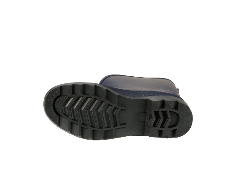 Zool van een donkerblauwe rubberen laars, met het profielpatroon