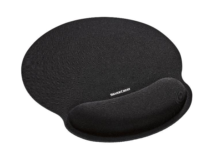 Een zwarte muismat met polsondersteuning van Silvercrest.