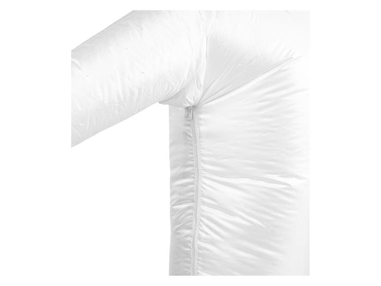 Witte gewatteerde jas, detail van de rits.