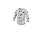 Ecru babyromper met lange mouwen, cartoonfiguur en stippenpatroon.