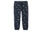 Donkerblauwe kinderjoggingbroek met tractorprint.