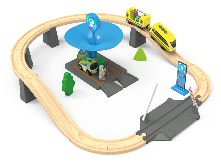 Ga naar volledige schermweergave: Playtive Houten treinbaanset tankstation - afbeelding 1