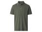 Donkergroen poloshirt met wit gestreepte kraag en mouwboorden.