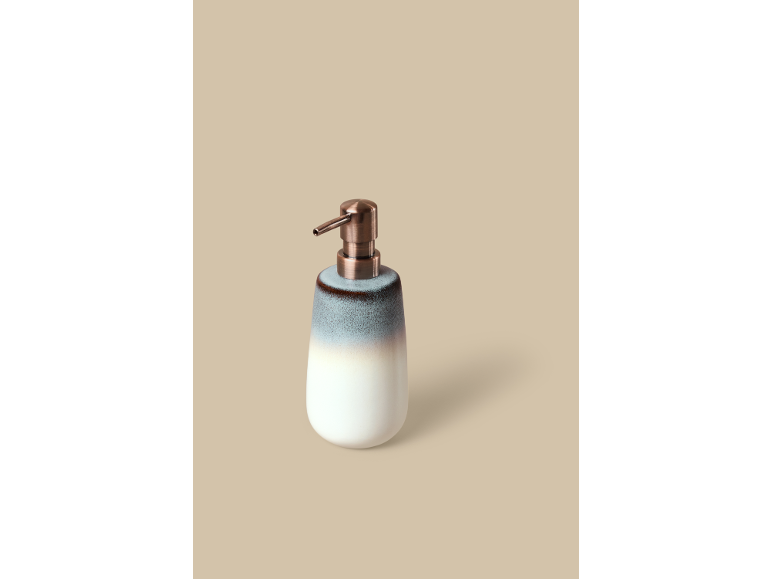 Keramische zeepdispenser met ombré-effect en bronzen pomp.