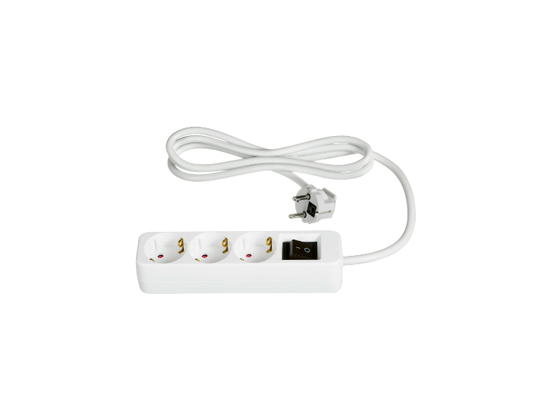 Witte stekkerdoos met drie stopcontacten en schakelaar.