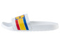 Witte Lidl slippers met een blauwe, gele en rode streep.