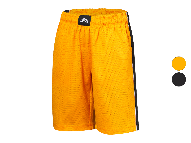 Gele basketbalshorts met zwarte strepen.