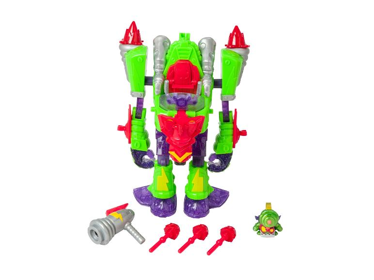 Groen en rood robotspeelgoed met accessoires en een klein figuurtje.