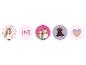 Vijf ronde stickers met een meisje, de tekst 'LOVE', twee meisjes, een puppy en een hart.