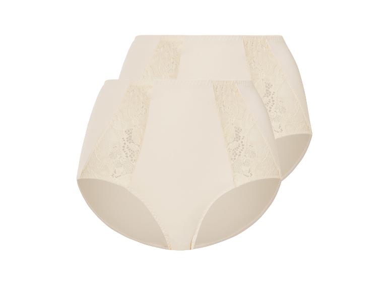 Twee paar beige slipjes met kant.