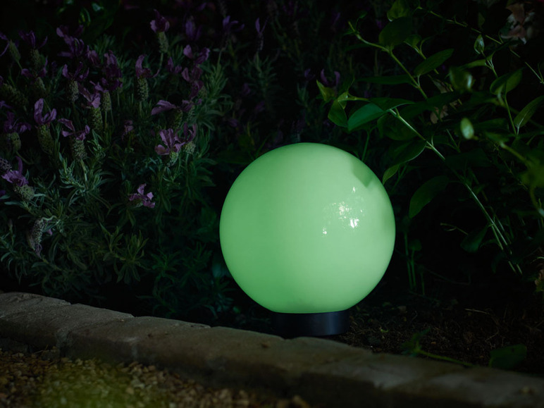 Ga naar volledige schermweergave: LIVARNO home LED solar-lichtbol - afbeelding 16