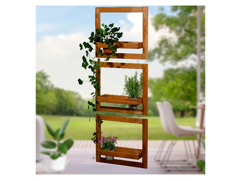 Houten wandrek met drie planken voor het kweken van planten.
