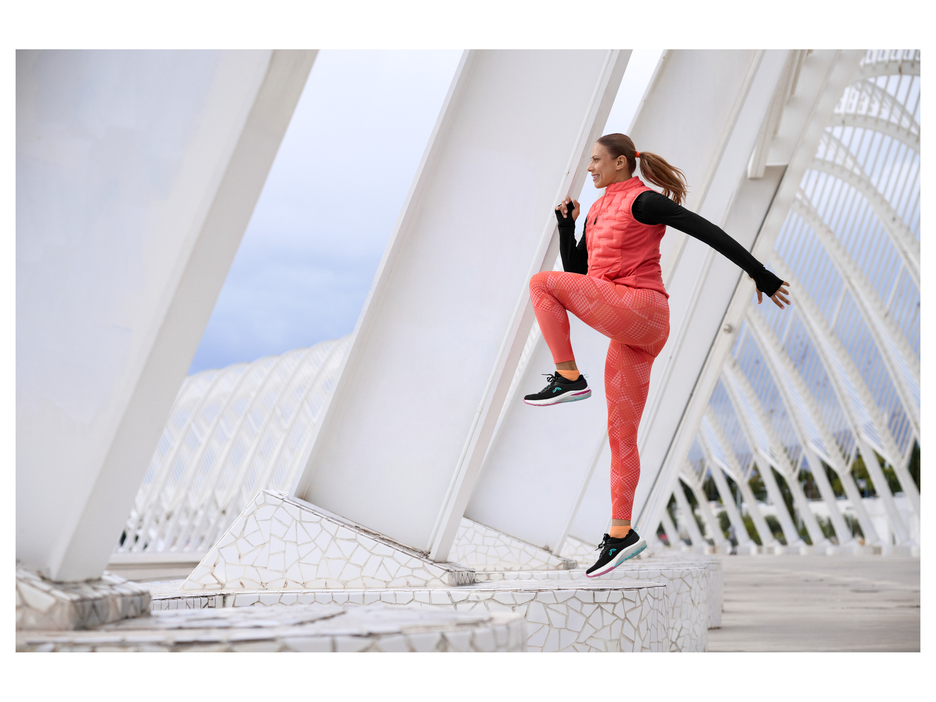 CRIVIT Dames sportbodywarmer - 11