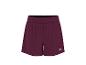 Bordeauxrode sportshorts met elastische tailleband en wit logo.