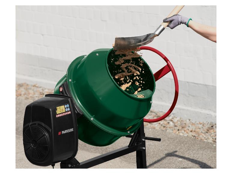 Groene Parkside betonmixer met schop: bouwmaterialen mengen.