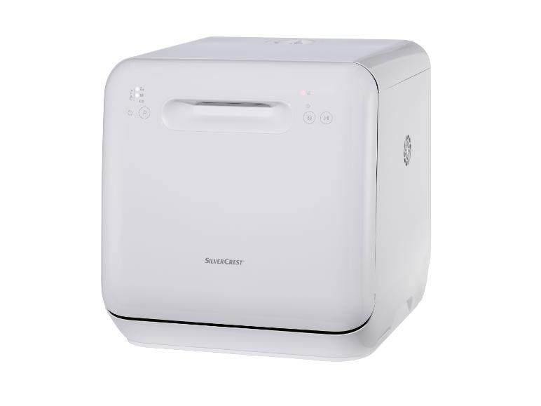 Witte SilverCrest vaatwasser.