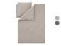 Effen beddengoedset met dekbedovertrek en kussenslopen, verkrijgbaar in meerdere kleuren.