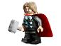LEGO Thor minifiguur met Mjölnir en rode cape.