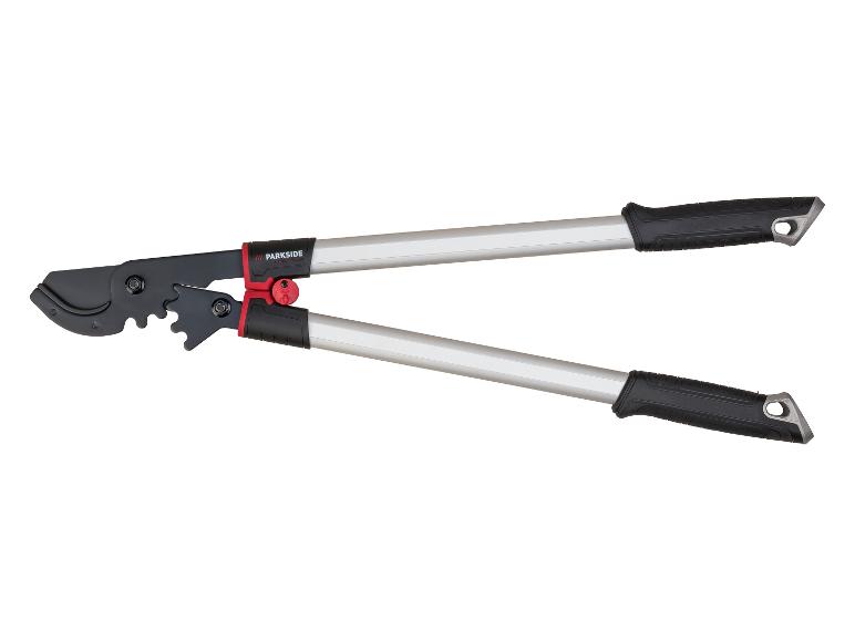 Parkside takkenschaar met zwart-rode handvatten en zilveren armen.