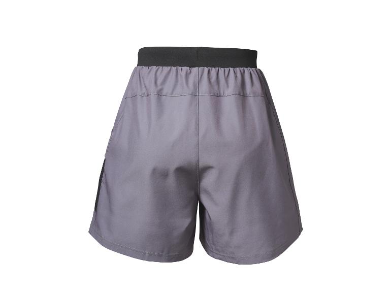 Grijze sportshorts met zwarte elastische tailleband, achteraanzicht.