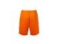 Oranje shorts.