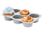 Grijze muffinvorm met een blauwe cupcake en twee gemarmerde muffins.