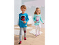 Kinderen in Spiderman en Peppa Pig pyjama's.