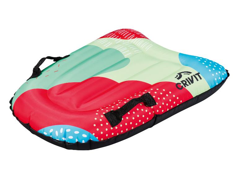 Een kleurrijke Crivit opblaasbare slee, perfect voor de winter.