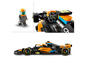 LEGO McLaren Formule 1 raceauto met een coureur.