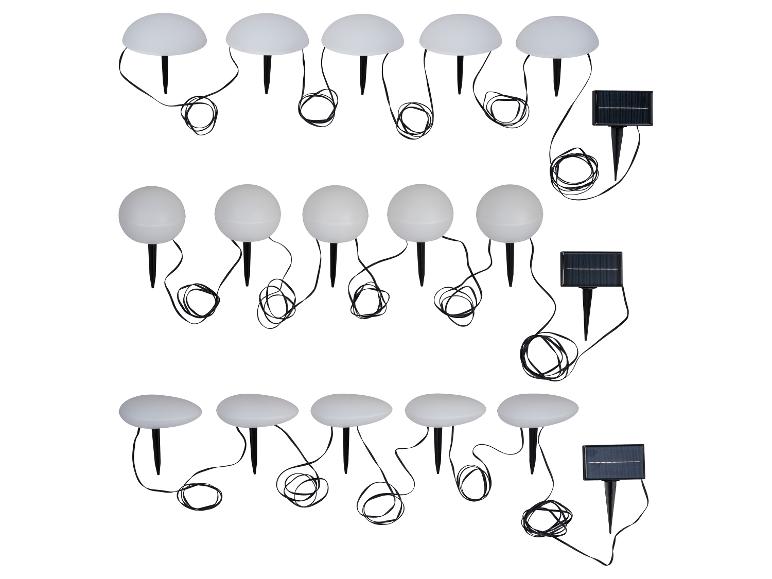 Buitenverlichting op zonne-energie: paddenstoel- en bolmodellen.