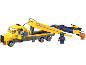 Bouwspeelgoed voor kinderen met een gele takelwagen, een racewagen en drie figuren.