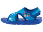 Blauwe sandalen met Paw Patrol print voor kinderen.
